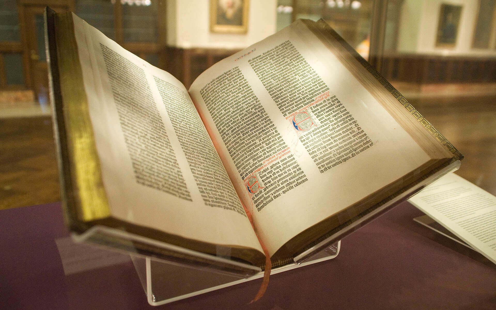 Featured image for “L’historique Bible de Gutenberg numérisée est disponible en ligne !”